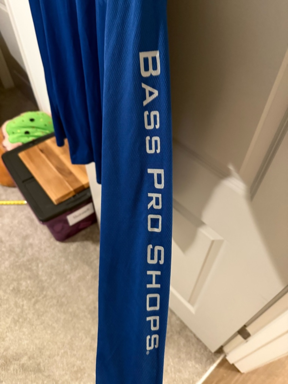 Bass Pro Shops Men’s Long-Sleeve Crewneck in Bright Blue - Picture 3 of 4